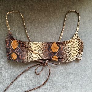 SKIMS Signature Swim Micro Scoop Bikini Top